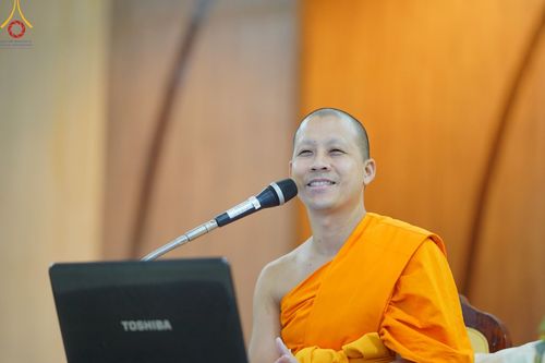 ภาพ No.153707:โครธการอุบาสกแก้ว อุบาสิกาแก้ว รุ่นที่ 1 ตัวแทนทอดกฐินสามัคคีทั่วไทย 30,000 วัด บูชาธรรม 80 ปี หลวงพ่อธัมมชโย ระหว่างวันที่ 6-8 กันยายน พ.ศ. 2567 ณ ศูนย์การศึกษาเขาแก้วเสด็จ จ.ปราจีนบุรี