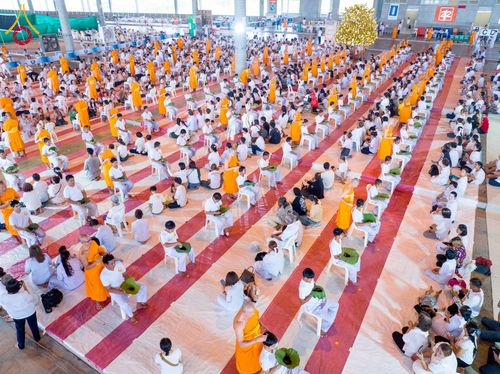 ภาพ No.214262:วันอาทิตย์ที่ 30 มีนาคม พ.ศ. 2568  พิธีปลงผมสามเณรฟื้นฟูทั่วไทย ณ มหารัตนวิหารคด คอร์ 22 วัดพระธรรมกาย จ.ปทุมธานี