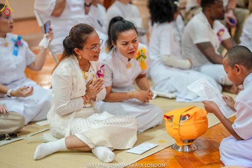 ภาพ No.149363:วัดพระธรรมกายลอนดอน สหราชอาณาจักร  ได้จัดพิธีบรรพชาสามเณรยุวธรรมทายาท  ในวันจันทร์ที่ 12 สิงหาคม พ.ศ. 2567