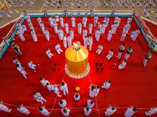 ภาพ No.151425:พิธีจุดเทียนใจ ไฟนิรันดร์ อนันตชัย ณ สภาธรรมกายสากล วัดพระธรรมกาย วันอาทิตย์ต้นเดือนที่ 1 กันยายน พ.ศ. 2567