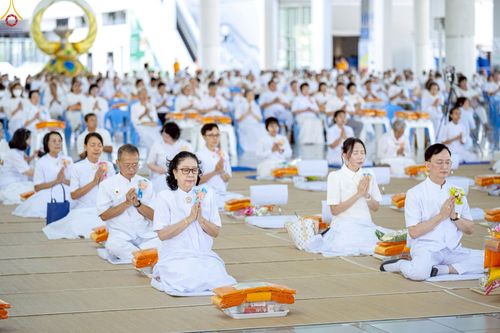 ภาพ No.237934:วันเสาร์ที่ 9 สิงหาคม พ.ศ. 2568 (วันพระ ขึ้น 15 ค่ำ เดือน 9) พิธีบุพเปตพลี ครั้งที่ 168 ร่วมอุทิศบุญแด่หมู่ญาติที่ล่วงลับไปแล้ว และสืบทอดอายุพระพุทธศาสนา ณ หอฉันคุณยายอาจารย์ฯ วัดพระธรรมกาย