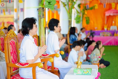 ภาพ No.266494:วันที่ 19 ตุลาคม พ.ศ. 2568 พิธีทอดกฐินสามัคคีทั่วไทย ณ วัดพระประทานพร อ.ศรีราชา ชลบุรี โดยคณะศิษยานุศิษย์ บูชาธรรม 81 ปี หลวงพ่อธัมมชโย