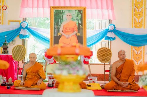 ภาพ No.179165:พิธีทอดกฐิน ณ วัดปราโมทย์อันธวัน อ.เมือง จ.นครพนม ในโครงการกฐินสามัคคีทั่วไทย 30,000 วัด บูชาธรรม 80 ปี หลวงพ่อธัมมชโย โดยคณะศิษยานุศิษย์วัดพระธรรมกาย วันที่ 23 ตุลาคม พ.ศ. 2567