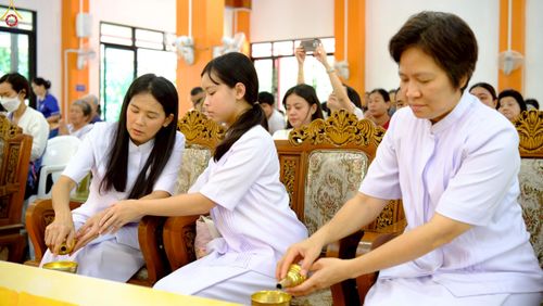 ภาพ No.258075:วันที่ 18 ตุลาคม พ.ศ. 2568 พิธีทอดกฐินสามัคคีทั่วไทย 30,000 วัด โดยคณะศิษยานุศิษย์ บูชาธรรม 81 ปี หลวงพ่อธัมมชโย ณ วัดสนมไทย อ.หนองแค จ.สระบุรี