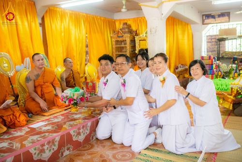 ภาพ No.177238:พิธีทอดกฐิน ณ วัดแถวอรัญญาวาส ต.หนองขาม อ.แก้งคร้อ จ.ชัยภูมิ ในโครงการทอดกฐินสามัคคีทั่วไทย 30,000 วัด บูชาธรรม 80 ปี หลวงพ่อธัมมชโย โดยคณะศิษยานุศิษย์วัดพระธรรมกาย วันที่ 30 ตุลาคม พ.ศ. 2567