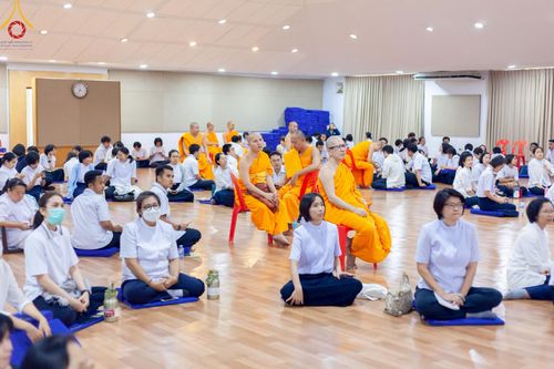 ภาพ No.214497:วันที่ 31 มีนาคม พ.ศ. 2568 ประชุมทีมงานการจัดถวายภัตตาหารพระ  เพื่องานวันถวายมหาสังฆทาน 40,000 กว่าวัด  วันคุ้มครองโลก ณ วัดพระธรรมกาย