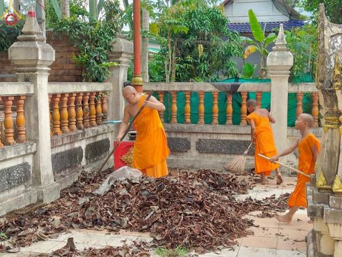 ภาพ No.218203:วันอังคารที่ 16 เมษายน พ.ศ. 2568 กิจกรรมสามเณรเดินธรรมยาตรา ในโครงการบรรพชา สามเณรภาคฤดูร้อนปี 2568 ศูนย์ปฏิบัติธรรมเขาคิชฌกูฏ จันทบุรี