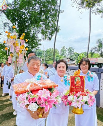 ภาพ No.170090:พิธีทอดกฐิน ณ วัดทุ่งวิจิตร อ.นาดี จ.ปราจีนบุรี ในโครงการกฐินสามัคคีทั่วไทย 30,000 วัด บูชาธรรม 80 ปี หลวงพ่อธัมมชโย โดยคณะศิษยานุศิษย์วัดพระธรรมกาย วันที่ 27 ตุลาคม พ.ศ. 2567