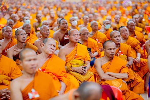 ภาพ No.219517:วันอังคารที่ 22 เมษายน พ.ศ. 2568 สัมมนาสงฆ์ เพื่อความมั่นคงและความเจริญรุ่งเรืองแห่งพระพุทธศาสนา  เนื่องในวันคุ้มครองโลก พิธีถวายมหาสังฆทานแด่คณะสงฆ์ 40,000 กว่าวัดทั่วประเทศ ณ วัดพระธรรมกาย จ.ปทุมธานี