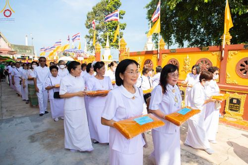ภาพ No.92923:พิธีทอดกฐินสามัคคีทั่วไทย 5,000 วัด โดยคณะศิษยานุศิษย์วัดพระธรรมกาย  น้อมบูชาธรรม 79 ปี หลวงพ่อธัมมชโย  ณ วัดเตาปูน จ.ชลบุรี วันที่ 8 พฤศจิกายน พ.ศ. 2566