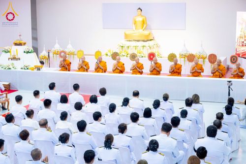 ภาพ No.275995:วันที่ 5 ธันวาคม พ.ศ. 2568 พสกนิกรอำเภอคลองหลวง พร้อมใจบำเพ็ญกุศลอุทิศถวาย “ในหลวงรัชกาลที่ 9” น้อมรำลึกในพระมหากรุณาธิคุณ เนื่องในวันคล้ายวันพระบรมราชสมภพ วันชาติ และวันพ่อแห่งชาติ ณ อาคารปลูกศรัทธา 2 วัดพระธรรมกาย อำเภอคลองหลวง จังหวัดปทุมธานี