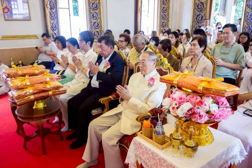 ภาพ No.260444:วันที่ 19 ตุลาคม พ.ศ. 2568 พิธีทอดกฐินสามัคคีทั่วไทย 30,000 วัด โดยคณะศิษยานุศิษย์ บูชาธรรม 81 ปี หลวงพ่อธัมมชโย ณ วัดคณิกาผล ป้อมปราบ กรุงเทพฯ