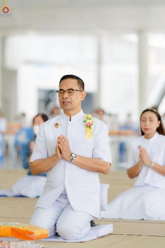 ภาพ No.226891:วันเสาร์ที่ 31 พฤษภาคม พ.ศ. 2568 พิธีถวายภัตตาหารเมนูสวรรค์ "เพื่อการบรรลุธรรม" ณ หอฉันคุณยายอาจารย์ วัดพระธรรมกาย