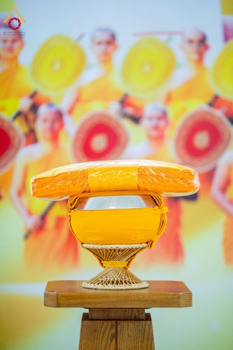 ภาพ No.223719:วันอาทิตย์ที่ 11 พฤษภาคม พ.ศ. 2568 พิธีอุปสมบทสามเณรเปรียญธรรมอุปสมบทอุทิศชีวิต 9 รูป อุบาสก 1 ท่าน ณ อุโบสถพระไตรปิฏกวัดพระธรรมกาย