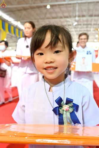 ภาพ No.251538:วันที่ 10 ตุลาคม พ.ศ. 2568 พิธีทอดผ้าป่าสมทบกฐินวัดพระธรรมกาย และสมทบกฐิน 30,000 กว่าวัดทั่วประเทศ ครั้งที่ 3 ณ สภาธรรมกายสากล วัดพระธรรมกาย