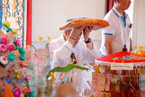 ภาพ No.260371:วันที่ 19 ตุลาคม พ.ศ. 2568 พิธีทอดกฐินสามัคคีทั่วไทย 30,000 วัด โดยคณะศิษยานุศิษย์ บูชาธรรม 81 ปี หลวงพ่อธัมมชโย ณ วัดไชยธาราราม ต.ฉลอง อ.เมืองภูเก็ต จ.ภูเก็ต