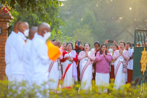 ภาพ No.130445:พิธีบรรพชาธรรมทายาท ในโครงการบรรพชา 1,250 รูป ณ แดนประสูติ สวนลุมพินี ประเทศเนปาล วันที่ 9 มีนาคม พ.ศ. 2567