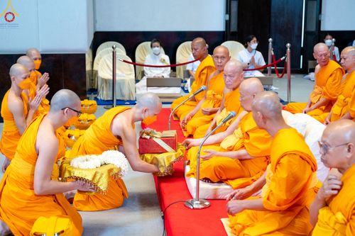 ภาพ No.81732:พิธีอุปสมบทอุทิศชีวิต สามเณรเปรียญธรรม 11 รูป ในวันวิสาขบูชา วันเสาร์ที่ 3 มิถุนายน 2566 ณ อุโบสถพระไตรปิฎก วัดพระธรรมกาย จ.ปทุมธานี