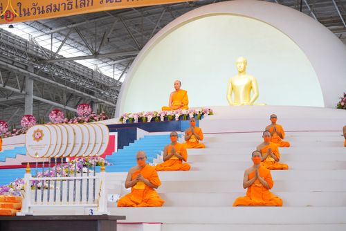 ภาพ No.85113:บรรยากาศการต้อนรับพระสังฆาธิการทั่วประเทศ และพิธีบูชาข้าวพระในวันสมาธิโลก วันอาทิตย์ต้นเดือนที่ 6 สิงหาคม พ.ศ. 2566 ณ สภาธรรมกายสากล วัดพระธรรมกาย