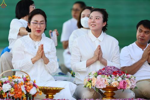 ภาพ No.305846:วันที่ 25 มกราคม พ.ศ. 2569 พิธีต้อนรับพระธรรมยาตรา วัดพระธรรมกาย(ภาพชุดที่ 3) ในโครงการธรรมยาตรา กตัญญูบูชา มหาปูชนียาจารย์ พระมงคลเทพมุนี(สด จนฺทสโร) พระผู้ปราบมาร อนุสรณ์สถาน 7 แห่ง ปีที่ 14