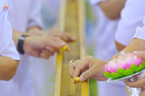 ภาพ No.81658:พิธีหล่อพระประธานเพื่อประดิษฐาน ณ ห้องแก้วสารพัดนึก 2 เนื่องในวันวิสาขบูชา วันเสาร์ที่ 3 มิถุนายน 2566 ณ วัดพระธรรมกาย จ.ปทุมธานี