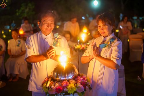 ภาพ No.333065:วันอาทิตย์ที่ 31 พฤษภาคม พ.ศ. 2569 วันวิสาขบูชา ณ วัดพระธรรมกายแคลิฟอร์เนีย  ประเทศสหรัฐอเมริกา
