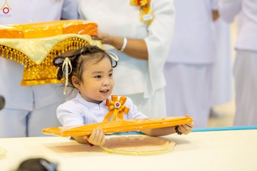 ภาพ No.251700:วันที่ 10 ตุลาคม พ.ศ. 2568 พิธีทอดผ้าป่าสมทบกฐินวัดพระธรรมกาย และสมทบกฐิน 30,000 กว่าวัดทั่วประเทศ ครั้งที่ 3 ณ สภาธรรมกายสากล วัดพระธรรมกาย