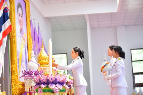 ภาพ No.227225:วันอังคารที่ 3 มิถุนายน พ.ศ. 2568 นายอำเภอคลองหลวง นำพสกนิกรรวมใจภักดิ์ สมเด็จพระนางเจ้าฯ พระบรมราชินี เนื่องในโอกาสวันเฉลิมพระชนมพรรษา ณ อาคารปลูกศรัทธา 2 วัดพระธรรมกาย อ.คลองหลวง จ.ปทุมธานี