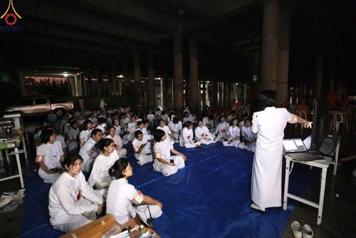 ภาพ No.125506:V.27 มาฆะ สาธุ  การรับบุญเตรียมงาน ปฎิบัติงาน เก็บงาน ของเจ้าหน้าที่หน่วยงานต่างๆ เพื่อวันมาฆบูชา วันเสาร์ที่ 24 กุมภาพันธ์  พ.ศ. 2567 ณ วัดพระธรรมกาย จ.ปทุมธานี