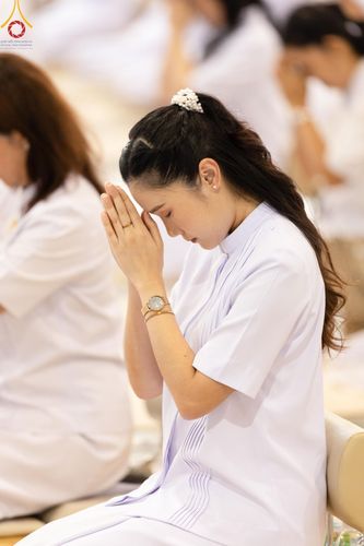 ภาพ No.151305:พิธีบูชาข้าวพระ ในวันอาทิตย์ต้นเดือน วันที่ 1 กันยายน พ.ศ. 2567 ณ สภาธรรมกายสากล วัดพระธรรมกาย