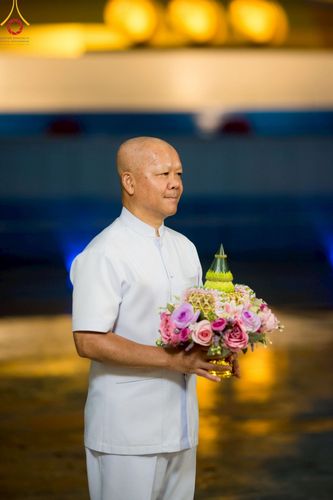 ภาพ No.223291:วันที่ 2 -10 พฤษภาคม พ.ศ. 2568 พิธีตัดปอยผม ปลงผม พิธีขอขมาลาอุปสมบทอุทิศชีวิต ของอุบาสก พิสิทธิ์ หมื่นแกล้ว  ณ วัดพระธรรมกาย