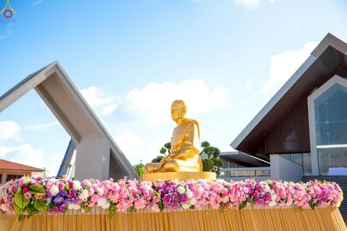 ภาพ No.248861:วันที่ 20 กันยายน พ.ศ. 2568 พิธีอัญเชิญรูปหล่อหลวงปู่วัดปากน้ำ ภาษีเจริญ จากวัดมงคลนิมิตร พระอารามหลวง เพื่อประดิษฐาน ณ วิหารพระมงคลเทพมุนี (สด จนฺทสโร)  ศูนย์ปฏิบัติธรรมภูเก็ต จ.ภูเก็ต