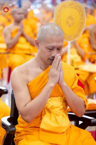 ภาพ No.237582:วันอาทิตย์ที่ 10 สิงหาคม พ.ศ.2568 พิธีมอบใบประกาศเกียรติคุณ โครงการสอบบาลี "ฉลองแชมป์" บูชาธรรม 80 ปี หลวงพ่อธัมมชโย ประจำปี 2568 และ พิธีมอบดวงแก้วสามเณรทรงบาลีไวยากรณ์ ณ สภาธรรมกายสากล วัดพระธรรมกาย ปทุมธานี