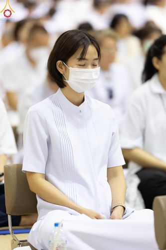 ภาพ No.139207:พิธีตักบาตร , พิธีบูชาข้าวพระ ณ ห้องแก้วสารพัด 1 สภาธรรมกายสากล วัดพระธรรมกาย วันอาทิตย์ต้นเดือนที่ 2 มิถุนายน พ.ศ. 2567