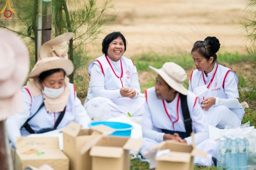 ภาพ No.119819:V.19 แกล้วกล้า การเตรียมงาน เก็บงาน การรับบุญของเจ้าหน้าที่หน่วยงานต่างๆ เพื่อโครงการธรรมยาตรา กตัญญูบูชามหาปูชนียาจารย์ พระมงคลเทพมุนี (สด จนฺทสโร) พระผู้ปราบมาร อนุสรณ์สถาน 7 แห่ง ปีที่ 12 ระหว่างวันที่ 2 - 31 มกราคม พ.ศ.2567