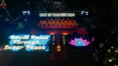 วัดพุทธบาหลีและวัดพระธรรมกาย จัดปฏิบัติธรรมนานาชาติ 1,151 คนจาก 78 ประเทศ ใน "วันสันติภาพสากล" ณ บาหลี อินโดนีเซีย วันเสาร์ที่ 21 กันยายน พ.ศ. 2567 เวลา 16.00-21.00 น. ณ พิพิธภัณฑ์ ARMA เมืองอูบุด จังหวัดบาหลี ประเทศอินโดนีเซีย