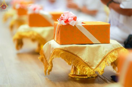 ภาพ No.153338:พิธีมุทิตาสักการะ พระภิกษุ-สามเณร ผู้สอบไล่ได้เปรียญธรรม ประโยค 1-2 ถึงประโยค ป.ธ.9 และบาลีศึกษา ประโยค1-2 ถึง บ.ศ.9 , พิธีมอบดวงแก้วสามเณรผู้ทรงบาลีไวยากรณ์ วัดพระธรรมกาย และ ศูนย์ส่งเสริมศีลธรรมในประเทศและต่างประเทศ วันอาทิตย์ที่ 8 กันยายน พ.ศ.2567