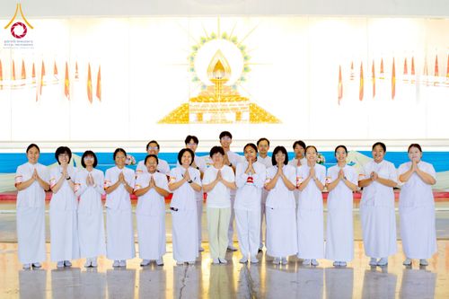 ภาพ No.223483:วันวิสาขบูชา วันอาทิตย์ที่ 11 พฤษภาคม พ.ศ. 2568 พิธีตักบาตร และปฎิบัติธรรม ณ สภาธรรมกายสากล วัดพระธรรมกาย