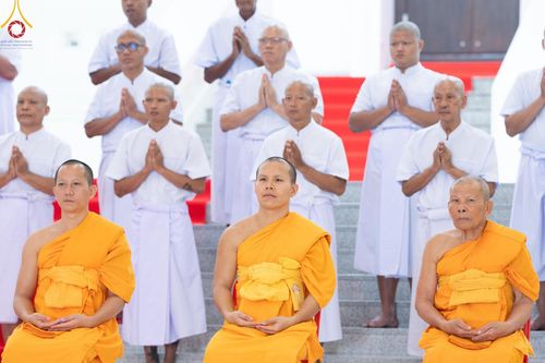 ภาพ No.156806:พิธีบรรพชาอุปสมบท ธรรมทายาท โครงการอุปสมบทหมู่บูชาธรรมครบรอบ 107 ปี วันครูผู้ค้นพบวิชชาธรรมกาย ณ โบสถ์พระไตรปิฏก วัดพระธรรมกาย วันเสาร์ที่ 14 กันยายน พ.ศ. 2567