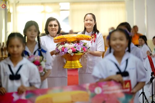 ภาพ No.293158:วันที่ 12 มกราคม พ.ศ. 2569 พิธีทอดผ้าป่าทำนุบำรุงศาสนสถาน ณ วัดไผ่โรงวัว ต.บางตาเถร อ.สองพี่น้อง จ.สุพรรณบุรี ในโครงการธรรมยาตรา กตัญญูบูชา มหาปูชนียาจารย์ พระมงคลเทพมุนี(สด จนฺทสโร) พระผู้ปราบมาร อนุสรณ์สถาน 7 แห่ง ปีที่ 14