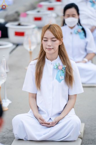 ภาพ No.90151:พิธีปลูกทรัพย์บานชื่น  เนื่องใน 139 ปี วันคล้ายวันเกิดด้วยรูปกายเนื้อ พระมงคลเทพมุนี (สด จนฺทสโร) พระผู้ปราบมาร วันอังคารที่ 10 ตุลาคม พ.ศ. 2566 ณ วัดพระธรรมกาย จ.ปทุมธานี