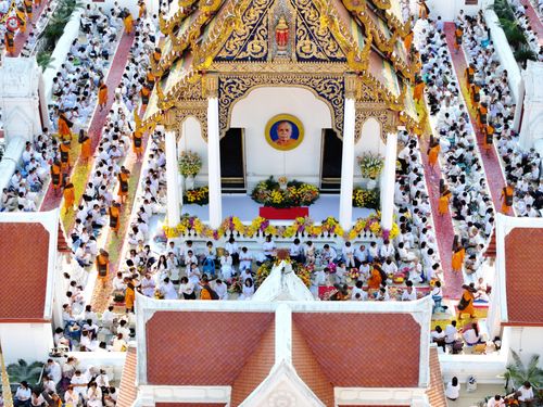 ภาพ No.295287:วันที่ 16 มกราคม พ.ศ. 2569 พิธีต้อนรับพระธรรมยาตรา อนุสรณ์สถานลำดับที่ 4 (ภาพชุดที่ 2) สถานที่เกิดด้วยกายธรรม ณ วัดโบสถ์บน ต.บางคูเวียง จ.นนทบุรี ในโครงการธรรมยาตรา กตัญญูบูชา มหาปูชนียาจารย์ พระมงคลเทพมุนี(สด จนฺทสโร) พระผู้ปราบมาร อนุสรณ์สถาน 7 แห่ง ปี