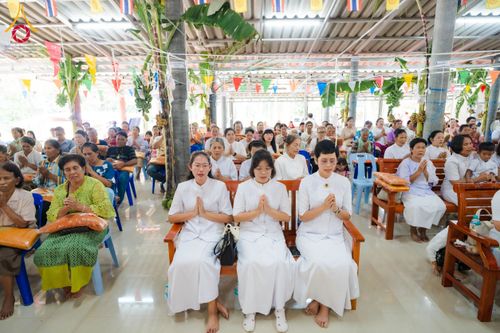 ภาพ No.172284:พิธีทอดกฐิน วัดเจริญธรรมมาราม จ.จันทบุรี ในโครงการกฐินสามัคคีทั่วไทย 30,000 วัด บูชาธรรม 80 ปี หลวงพ่อธัมมชโย โดยคณะศิษยานุศิษย์วัดพระธรรมกาย วันที่ 30 ตุลาคม พ.ศ. 2567