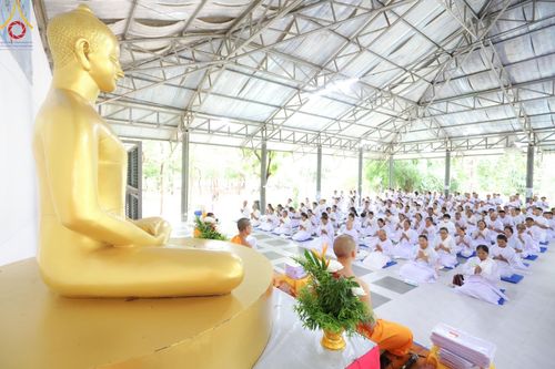 ภาพ No.154979:โครงการอุบาสกแก้ว อุบาสิกาแก้ว รุ่นที่ 2 ตัวแทนทอดกฐินสามัคคีทั่วไทย 30,000 วัด บูชาธรรม 80 ปี หลวงพ่อธัมมชโย จังหวัดบุรีรัมย์ ระหว่างวันที่ 13-15 กันยายน พ.ศ. 2567