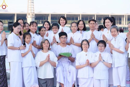 ภาพ No.179971:พิธีปลงผมนาคธรรมทายาท ในโครงการอุปสมบทหมู่ บูชาธรรมมหาปูชนียาจารย์ (ศูนย์อบรมวัดพระธรรมกาย) วันที่ 1 ธันวาคม พ.ศ. 2567 ณ ลานธรรมหารัตนวิหารคด วัดพระธรรมกาย จ.ปทุมธานี