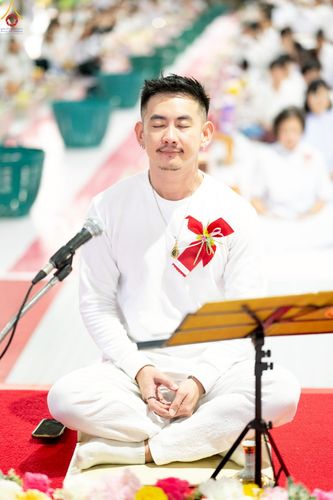 ภาพ No.235294:วันที่ 27 กรกฎาคม พ.ศ. 2568 พิธีตักบาตรฉลองพระใหม่ โครงการบรรพชาและอุปสมบทมู่รุ่นเข้าพรรษา ณ วัดพระธรรมกาย