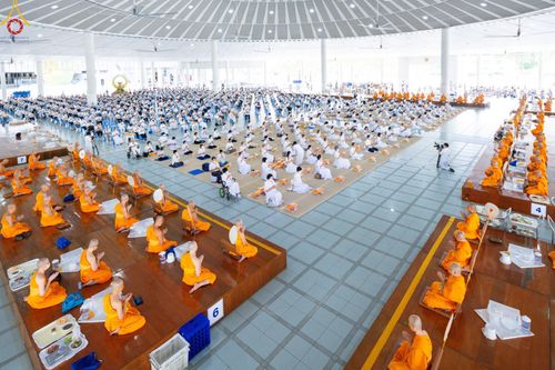 ภาพ No.87662:พิธีบุพเปตพลี  ครั้งที่ 140 ร่วมอุทิศบุญแด่หมู่ญาติที่ล่วงลับไปแล้ว และสืบทอดอายุพระพุทธศาสนา วันพฤหัสบดีที่ 14 กันยายน พ.ศ.2566 วันพระแรม 14 ค่ำ เดือน 9 ณ หอฉันคุณยายอาจารย์ฯ วัดพระธรรมกาย