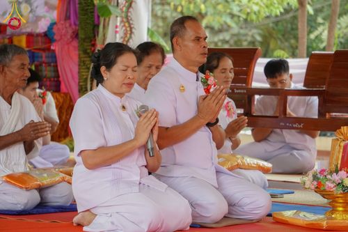 ภาพ No.169893:พิธีทอดกฐิน ณ วัดรัตนปทุม  จ.ร้อยเอ็ด ในโครงการกฐินสามัคคีทั่วไทย 30,000 วัด บูชาธรรม 80 ปี หลวงพ่อธัมมชโย โดยคณะศิษยานุศิษย์วัดพระธรรมกาย วันที่ 26 ตุลาคม พ.ศ. 2567