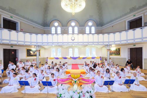 ภาพ No.92652:พิธีทอดกฐินวัดพระธรรมกายนอร์ธสวีเดน เพื่อปฏิสังขรณ์ ซ่อมแซมประตูและหน้าต่าง วันเสาร์ที่ 4 พฤศจิกายน พ.ศ. 2566 ณ เมือง แยฟเล่ ประเทศสวีเดน