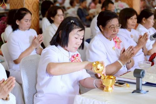 ภาพ No.259479:วันที่ 11 ตุลาคม พ.ศ. 2568 พิธีทอดกฐินสามัคคีทั่วไทย 30,000 วัด โดยคณะศิษยานุศิษย์ บูชาธรรม 81 ปี หลวงพ่อธัมมชโย ณ วัดสีกัน(พุทธสยาม) ดอนเมือง กรุงเทพฯ